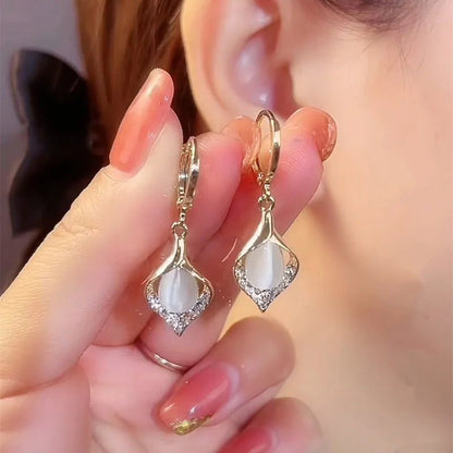 Linda Earrings - POINTjewelry